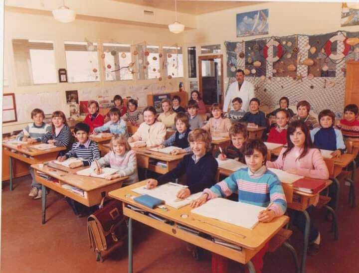 Classe de cm2 avec Mr delamotte, année 1981